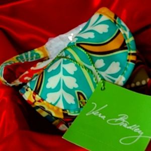 Vera Bradley Magnetized Beach and Jewelry Case  Safekeeper..Assorted Colours NWT